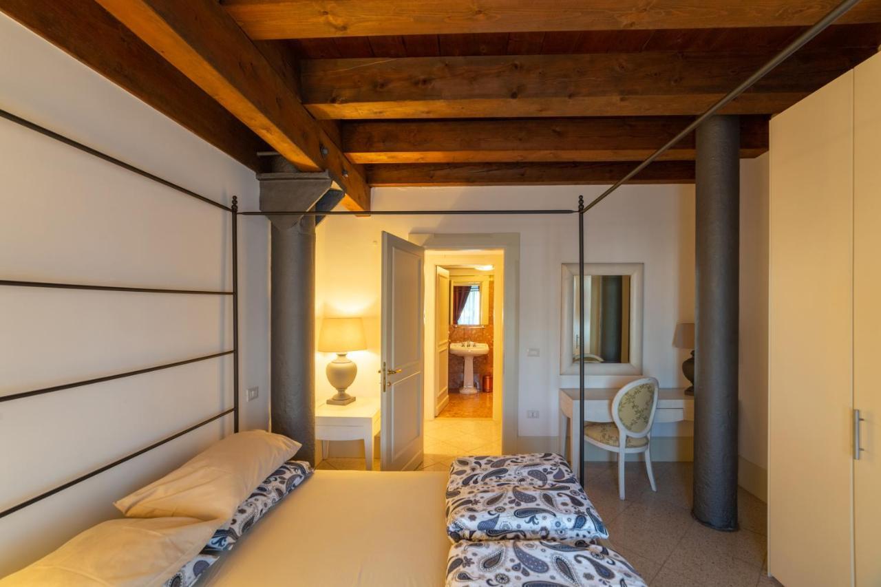 Youatmolino Canal View Apartment Βενετία Εξωτερικό φωτογραφία